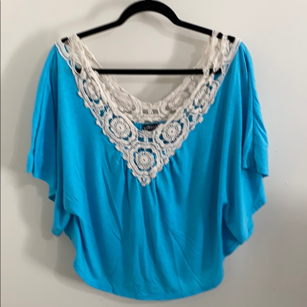 Women’s Blouse